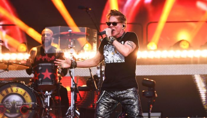1774975338_guns-n-roses.jpg