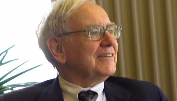 960px-Warren_Buffett_KU_Visit.jpg