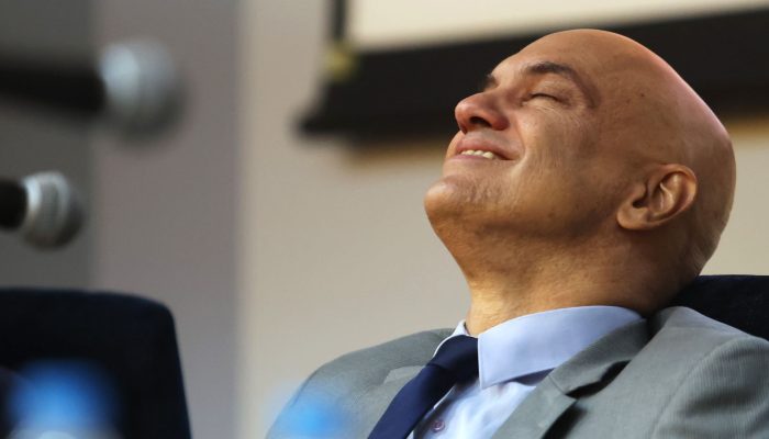 ALEXANDRE-DE-MORAES-FELIZ.jpg