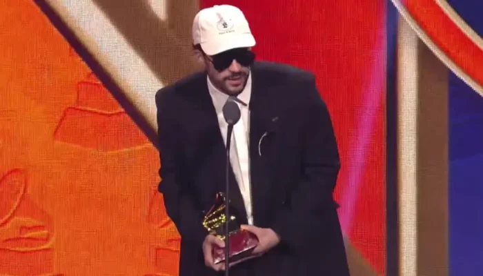 Bad-Bunny-no-Grammy-Latino-2025-Reproducao.webp.webp