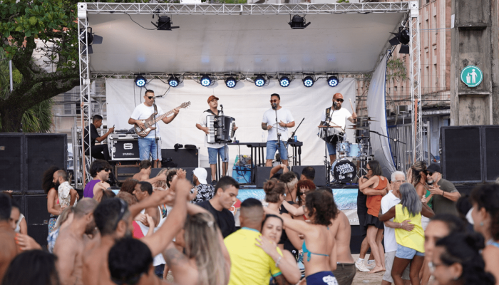 De-uma-caixinha-de-som-na-praia-ao-maior-festival-gratuito-de-forro-pe-de-serra-do-Brasil.png