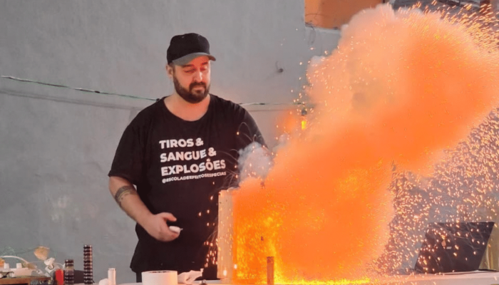 Escola-de-Efeitos-Especiais-da-Baixada-ensina-os-truques-secretos-do-cinema.png
