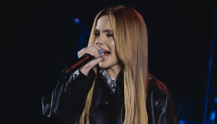Mariana-Fagundes-divulgacao_40xyxooficial.webp.webp