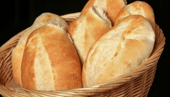Por-que-o-santista-chama-o-pao-frances-de-media.png