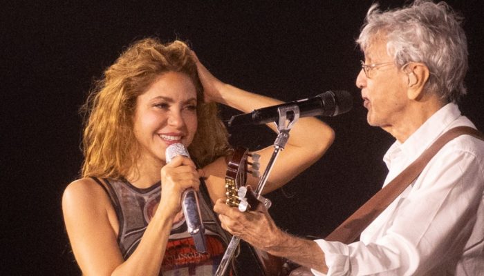 Shakira-ensaia-com-Caetano-Veloso-Brazil-News-Clayton-Felizardo-1.jpg