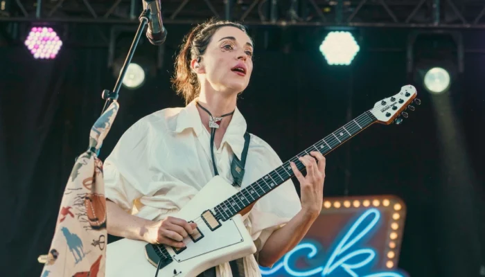 St-Vincent-no-SXSW-2026-Grosby.webp.webp
