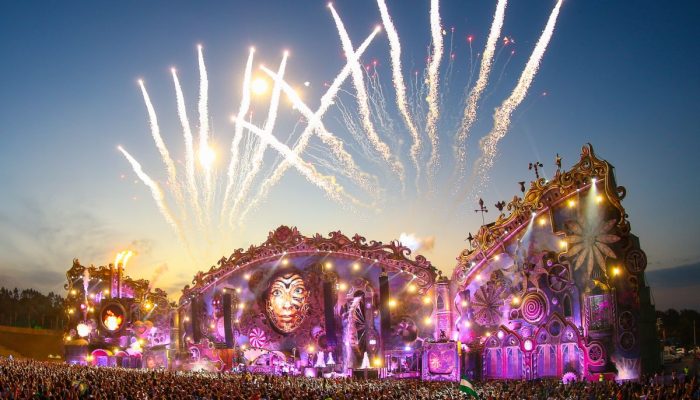 TOMORROWLAND-2016-divulgacao.jpg