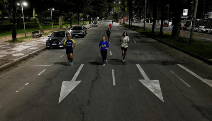 Treinos-de-corrida-e-ciclismo-voltam-a-orla-de-Santos-mas-o-horario-ainda-divide-opinioes.png