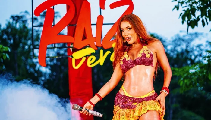 Viviane-Batidao-credito-40_xaandra.webp.webp