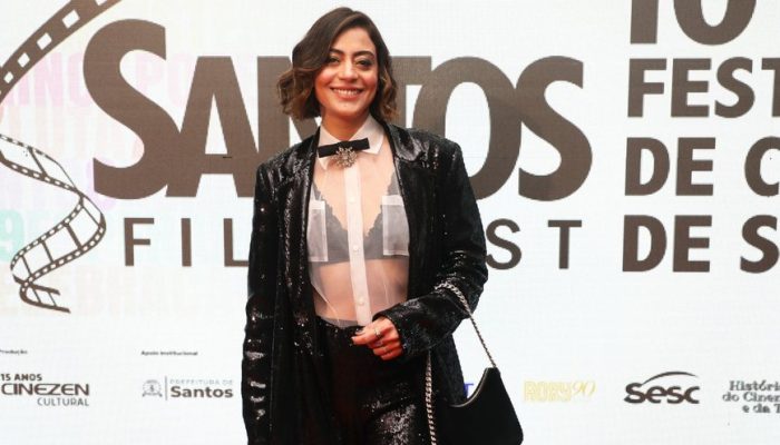 a-atriz-carol-castro-no-10o-santos-film-fest-que-retorna-para-a-sua-11a-edicao-em-junho_widelg.jpg