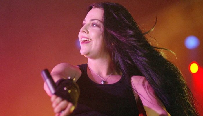 amy-lee-evanescence-foto-michael-hickey-wireimage-116948452_widelg.jpg