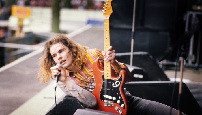 billy-corgan-smashing-pumpkins-1991-foto-gie-knaeps-getty-images-835370884.jpg