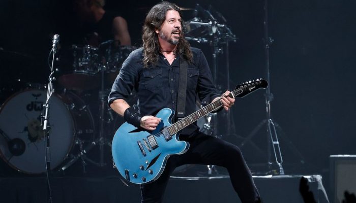 dave-grohl-foo-fighters-foto-paul-morigi-getty-images-2062058519_widelg.jpg