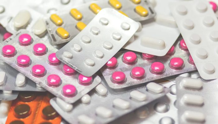 farmacia_medicamentos_01.jpg