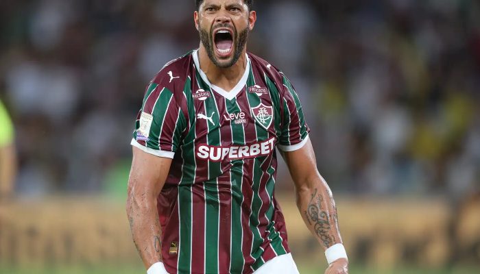 fluminense_vira_sobre_o_remo_e_se_mantem_firme_no_g-4_do_brasileirao.jpg
