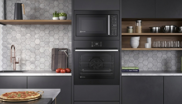 forno-de-embutir-electrolux-oe8ea-foto-divulgacao.png