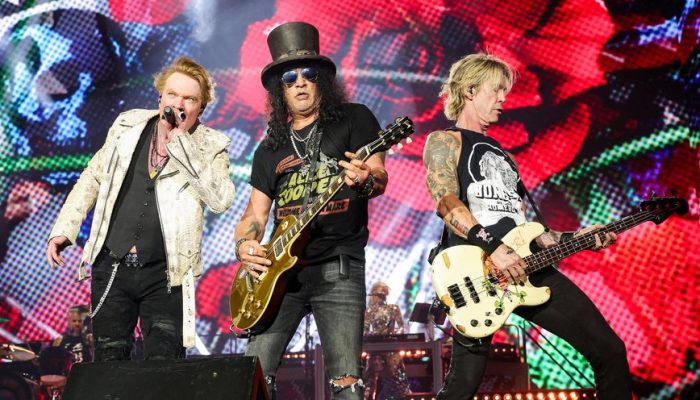 guns-n-roses-axl-rose-slash-duff-mckagan-2023-foto-kevin-mazur-getty-images-for-power-trip_widelg.jp_.jpeg