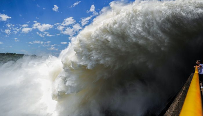 itaipu16.jpg