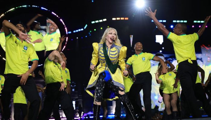 lady-gaga-reprise-do-show-da-cantora-em-copacabana-e-adiada-saiba-mais-2213365966_41200459288_widelg.jpeg