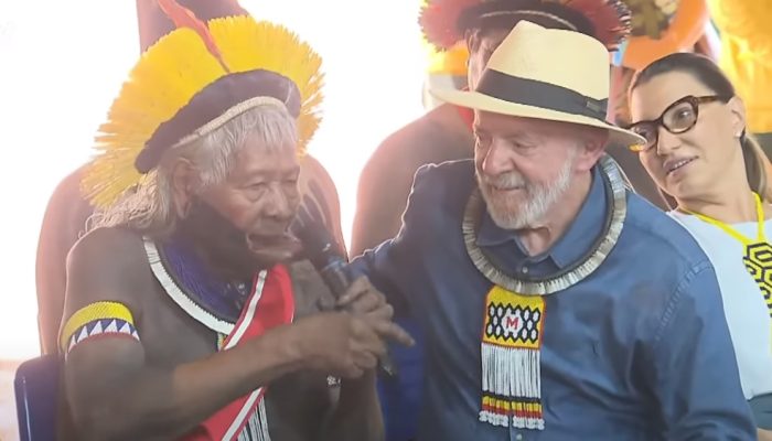 lula-com-cacique-raoni-foto-reproducao-canal-gov.jpg