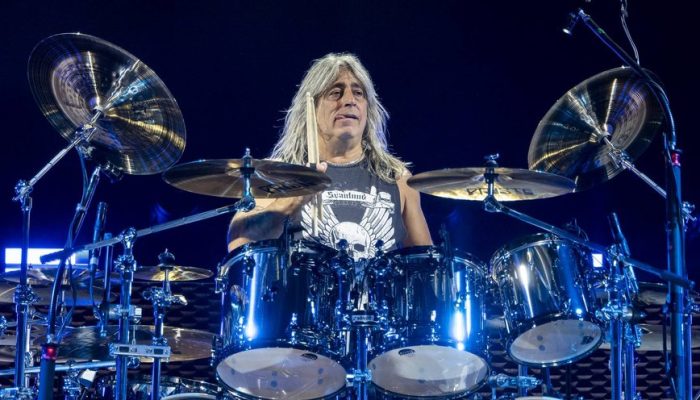 mikkey-dee-scorpions-motorhead-2022-foto-scott-legato-getty-images_widelg.jpg