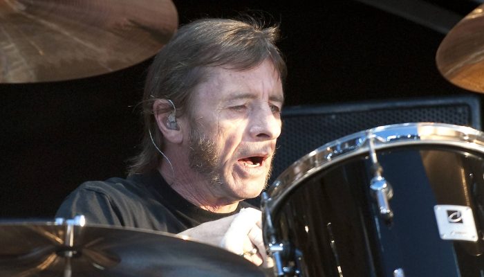 phil-rudd-acdc-2010-foto-Neil-Lupin-Redferns-102542577.jpg