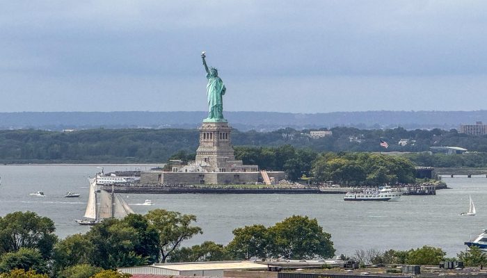 statue-of-liberty-9045402_1280.jpg