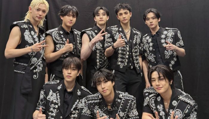 stray-kids-1.jpg