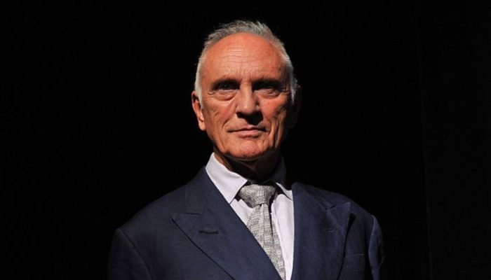 terence-stamp-de-priscilla-a-rainha-do-deserto-e-superman-morre-aos-87-anos-152051890_widelg.jpg