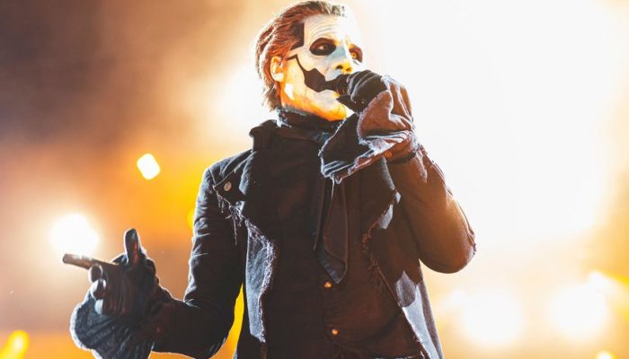 tobias-forge-ghost-foto-mariano-regidor-redferns-1503586329_widelg.jpg