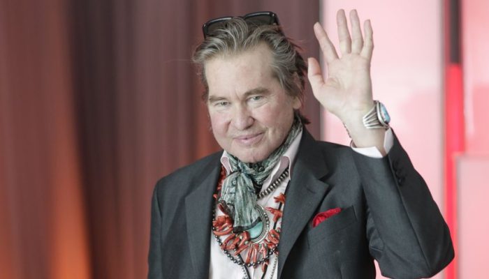 val-kilmer-de-batman-eternamente-e-top-gun-morre-aos-65-anos-1169022522-1_widelg.jpg